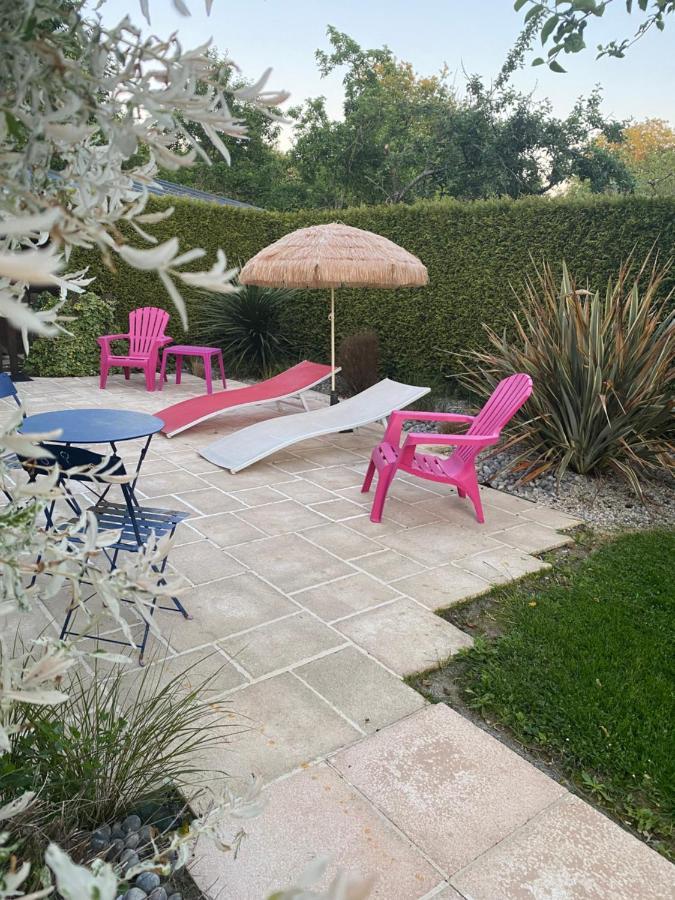 Maison Avec Piscine Et Sauna A Vire Bagian luar foto