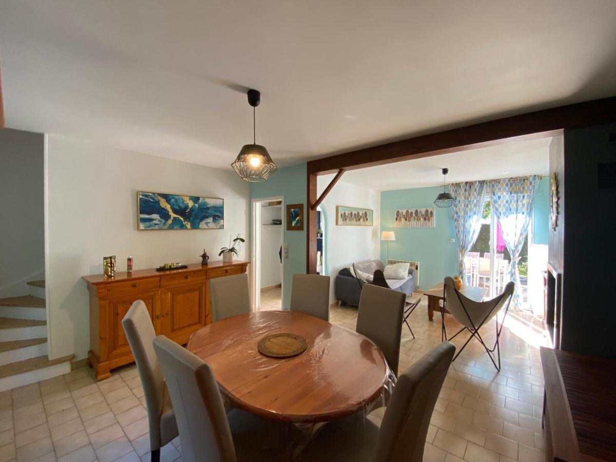 Maison Avec Piscine Et Sauna A Vire Bagian luar foto