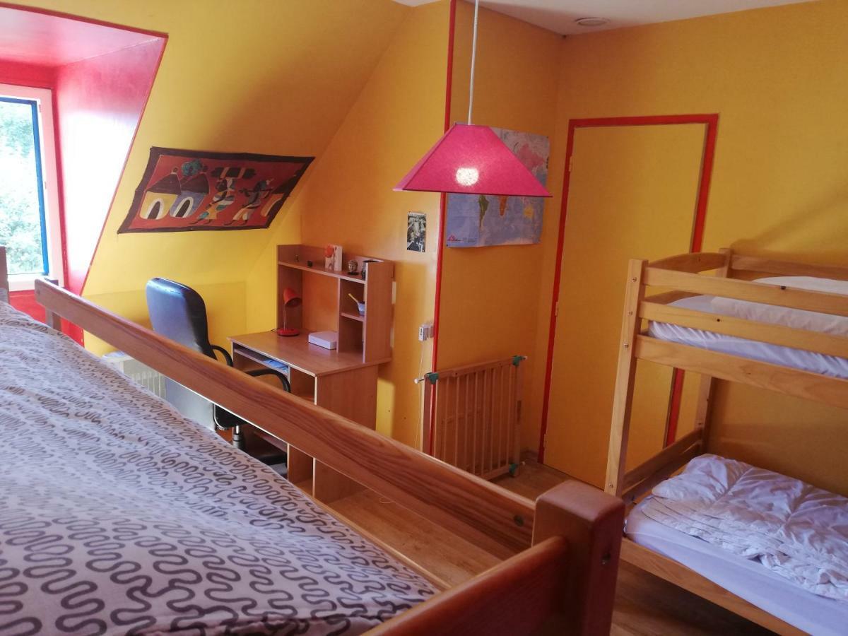 Maison Avec Piscine Et Sauna A Vire Bagian luar foto